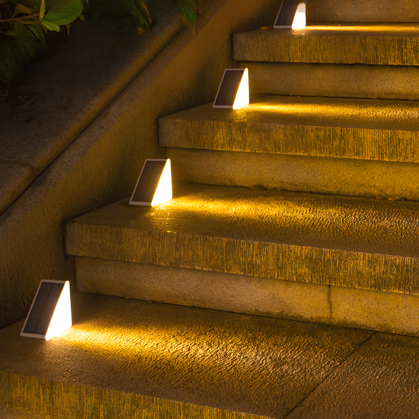GlowPath – Solcellsdrivna steg- och trappbelysning | 1+1 Gratis