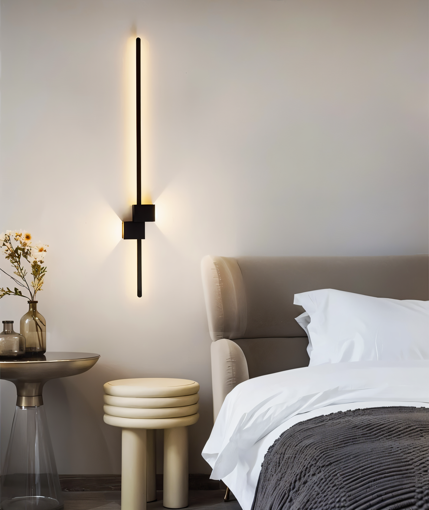 The Line vägglampa - Minimalistisk svart lång LED-vägglampa