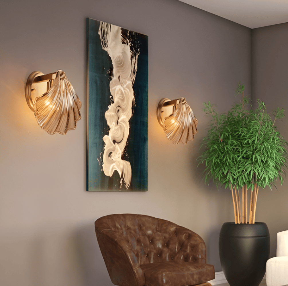 ChicShell - Minimalistisk Vägglampa med Glasskal och Tryckknappsbrytare
