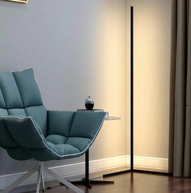 GlowLine – Elegant vertikal hörnlampa
