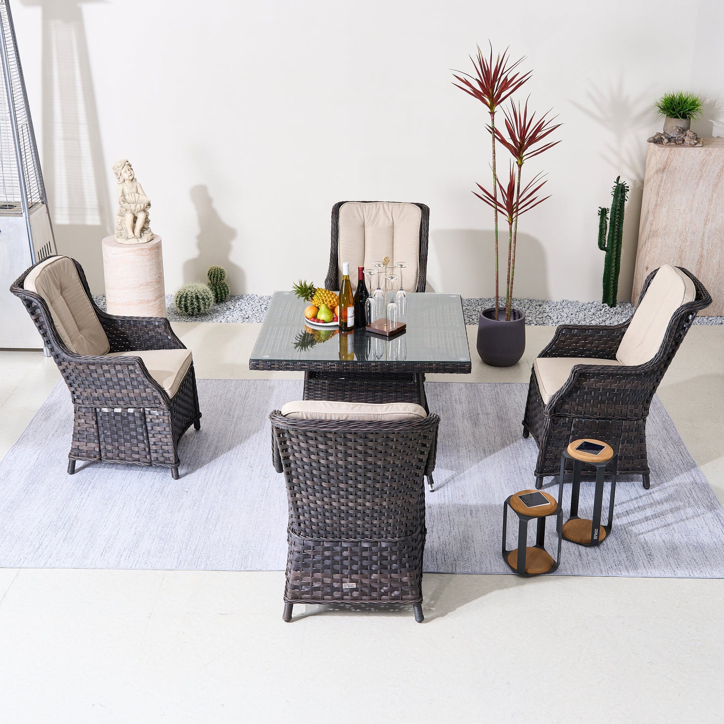 4-Persons Rattan Matset Med Fyrkantigt Bord – Brunt/Grått Uteplatsset