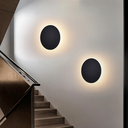 FullHalo Vägglampa - Rund svart/vit/guld vägglampa i metall - Modern vägglampdesign