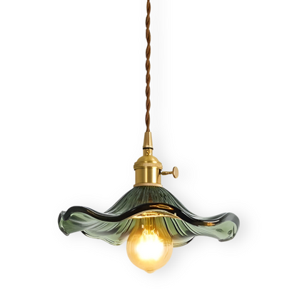 Levande Glas Pendellampa med Kopparaccent - Elegant Inredning