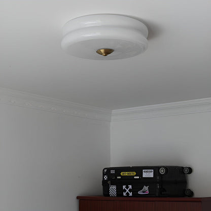 BauhausGleam - Taklampa i Krämfärgat Glas - Rund Utanpåliggande LED-Lampa