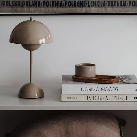 Elegant Glow - Modern Touch LED-Bordslampa med Svamp