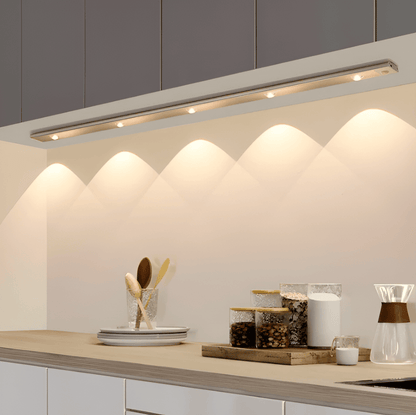 SensoBeam LED Strip - Ultratunn, USB-laddningsbar vägglampa i Aluminium med PIR-sensor