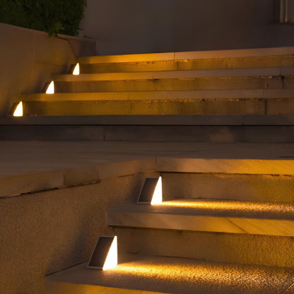 GlowPath – Solcellsdrivna steg- och trappbelysning | 1+1 Gratis