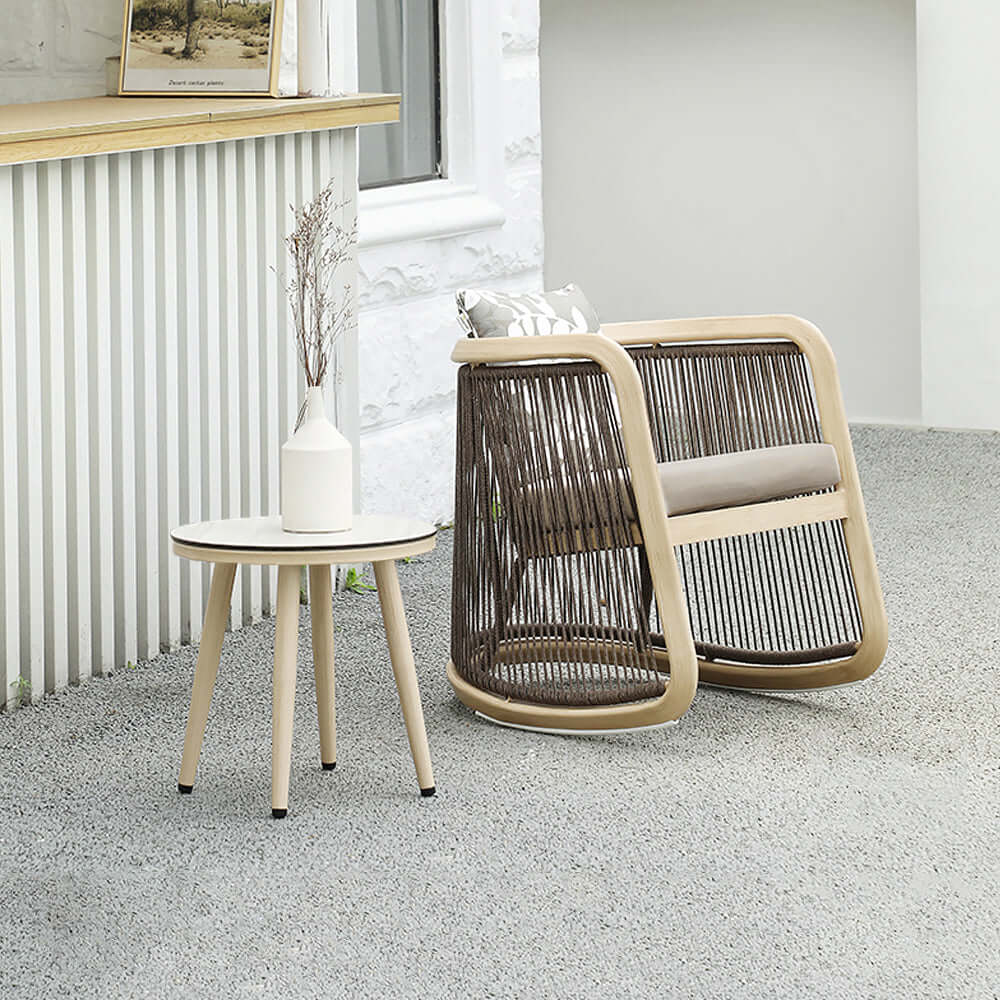 1 Styck Aluminium och Trä Utomhus Patio Gungstol Set med Rund Kaffe Bord