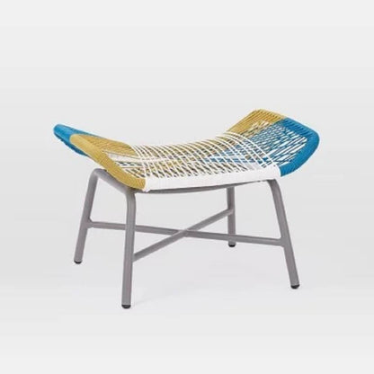 Utomhus PE Rattan Loveseat Med Kuddar Inkluderade Metallben